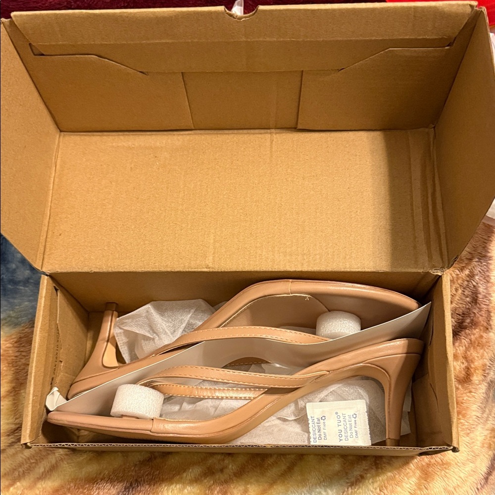 Chic Tan Women's Heels